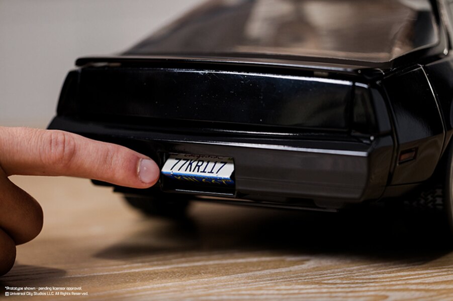K.I.T.T. Die-Cast Replica - Image 2