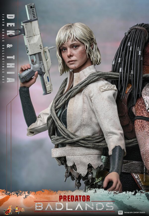Hot Toys Predator: Badlands - Dek and Thia 1/6th Scale Collectible Set