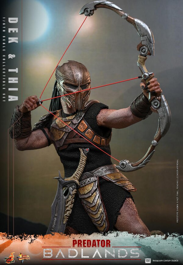Hot Toys Predator: Badlands - Dek and Thia 1/6th Scale Collectible Set